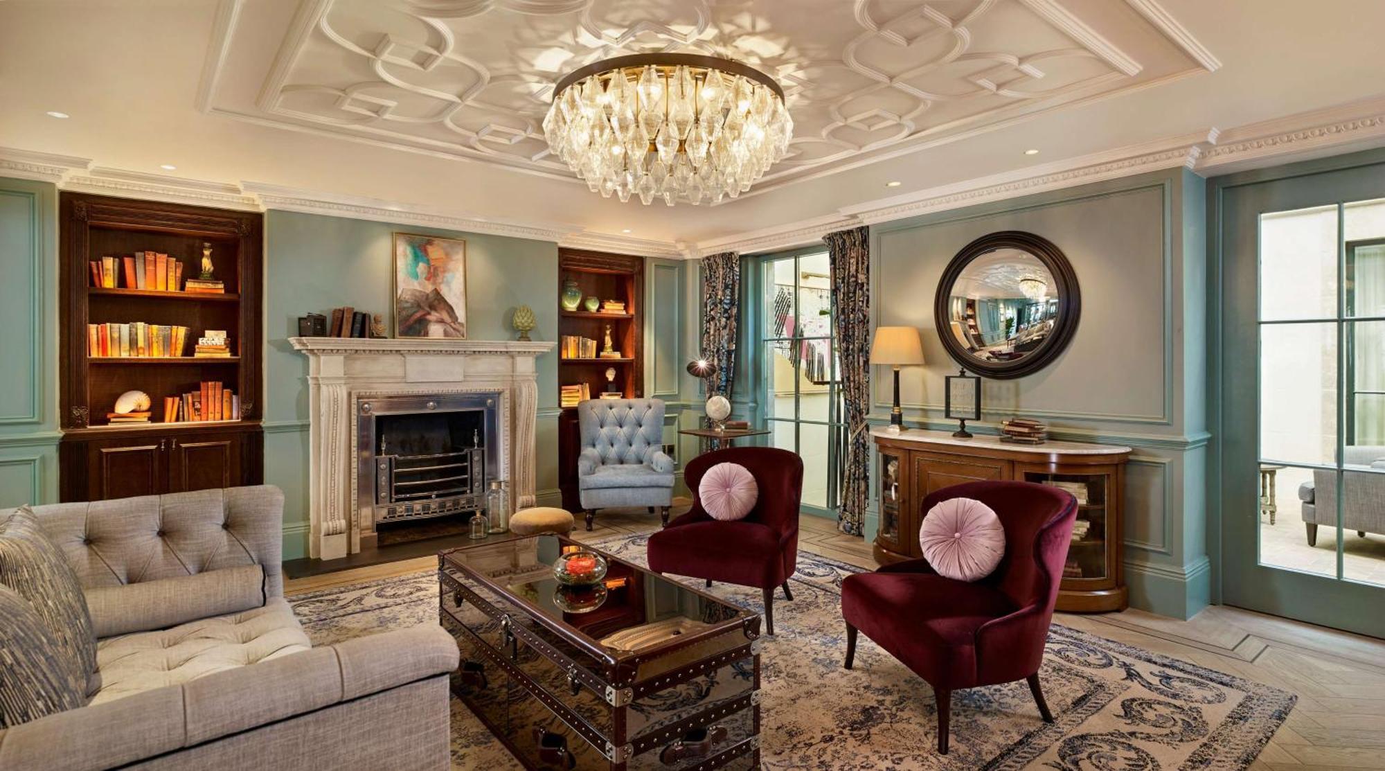 100 Queen'S Gate Hotel London, Curio Collection By Hilton Interieur foto The Drawing Room at The Ivy, St John's Wood